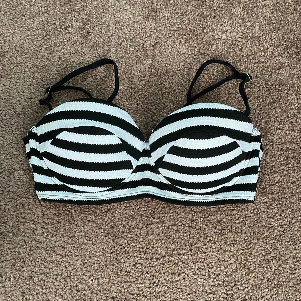 Black and white swimsuit top